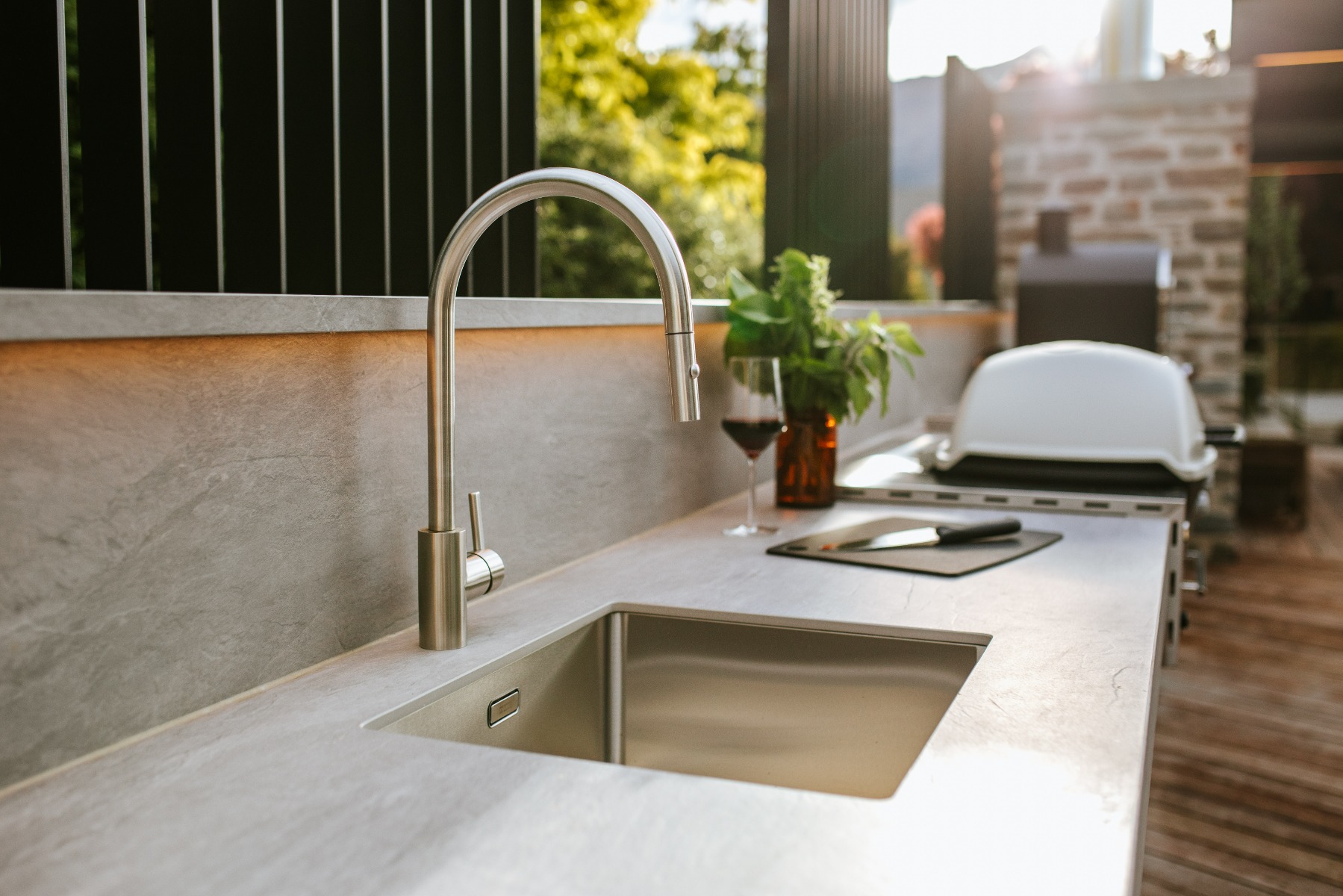 Outdoor Plumbing Magic: Transforming Your Living Space Beyond the Walls